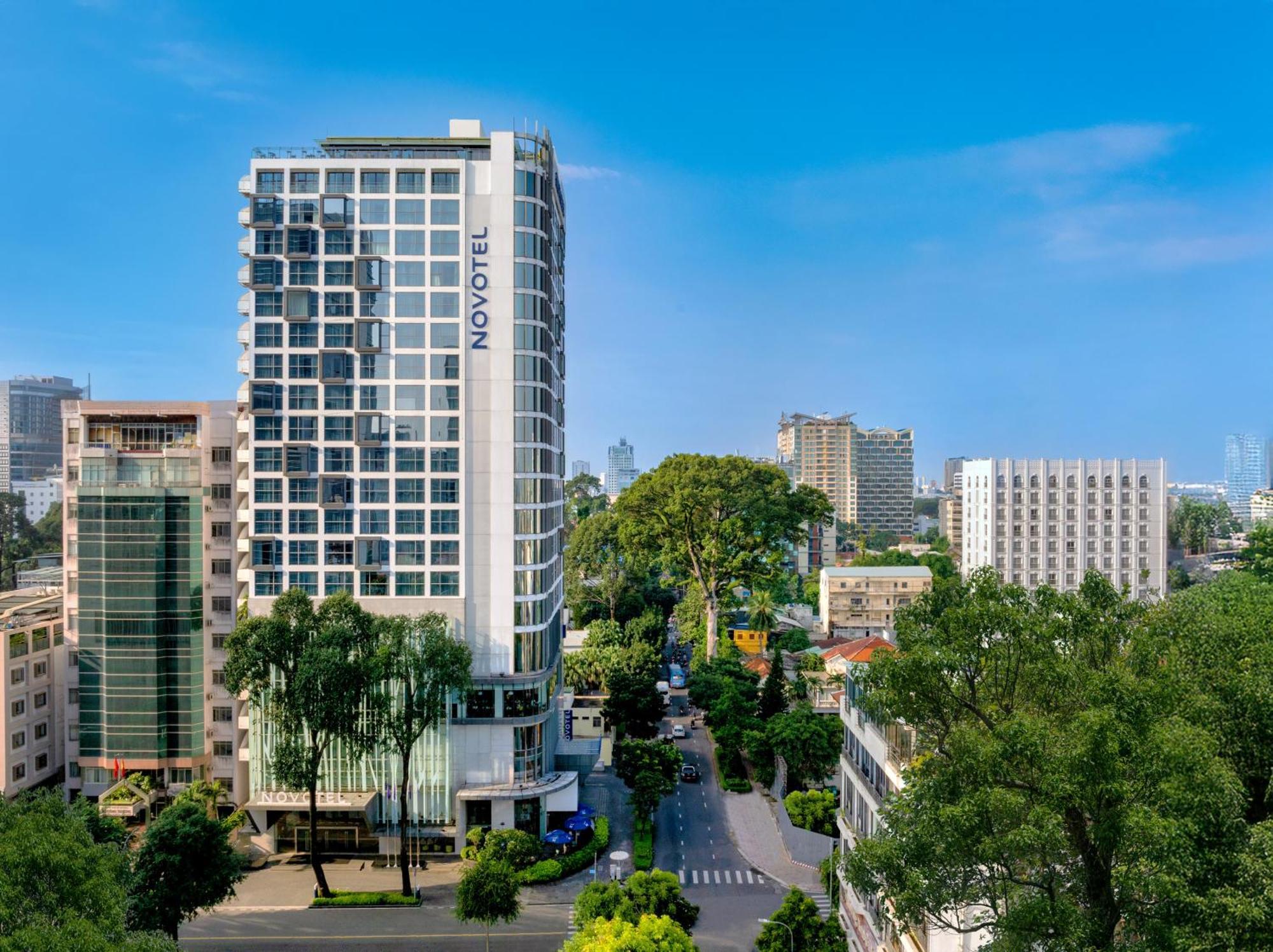 Novotel Saigon Centre - Valentine Package Offer Available Hô Chi Minh-Ville Extérieur photo