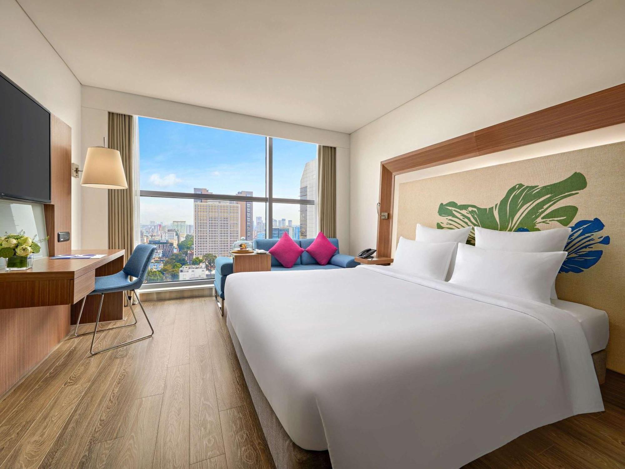 Novotel Saigon Centre - Valentine Package Offer Available Hô Chi Minh-Ville Extérieur photo