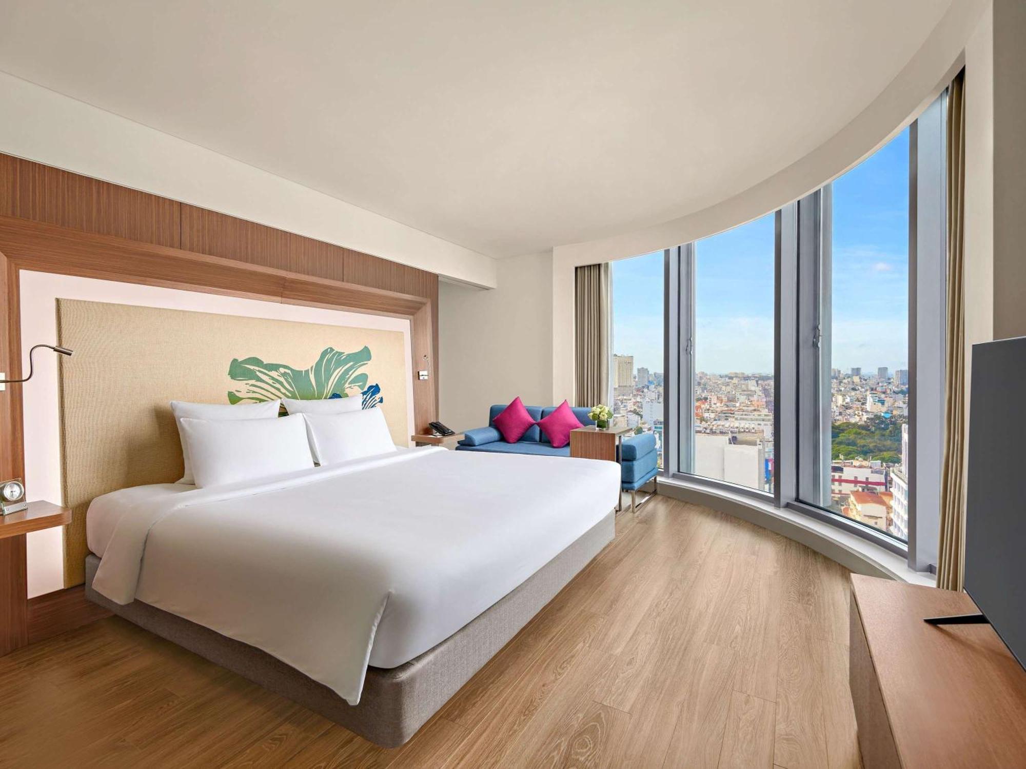 Novotel Saigon Centre - Valentine Package Offer Available Hô Chi Minh-Ville Extérieur photo