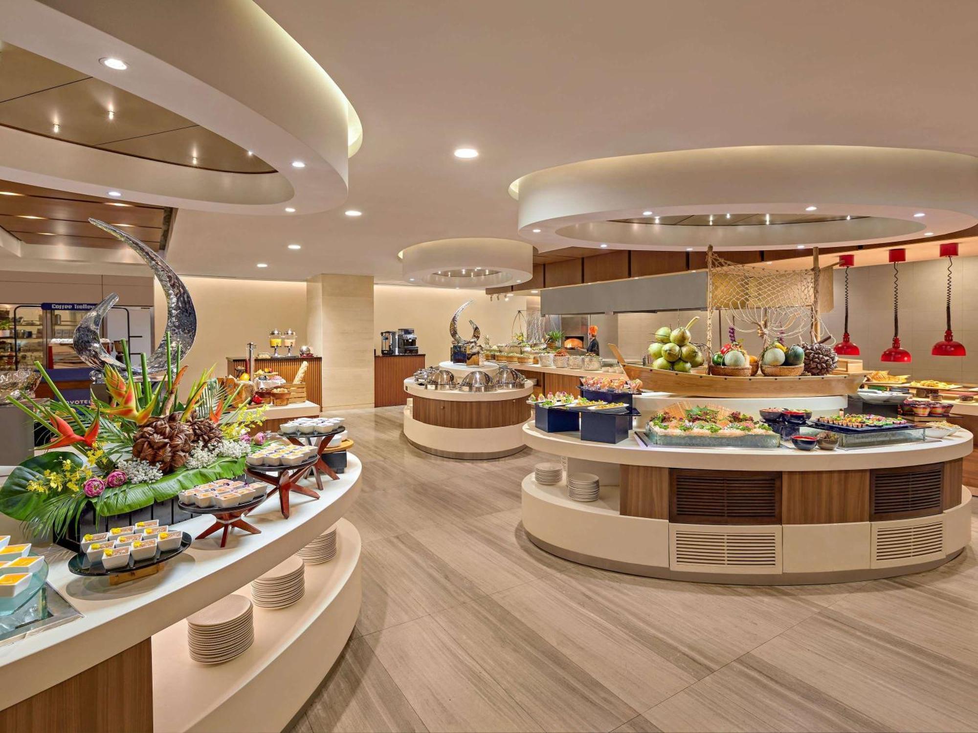 Novotel Saigon Centre - Valentine Package Offer Available Hô Chi Minh-Ville Extérieur photo